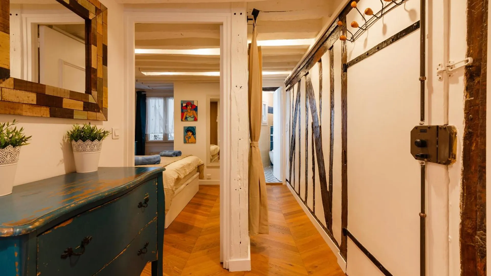 Apartment Champs Elysee Near President'S Palace With And Ac Paris